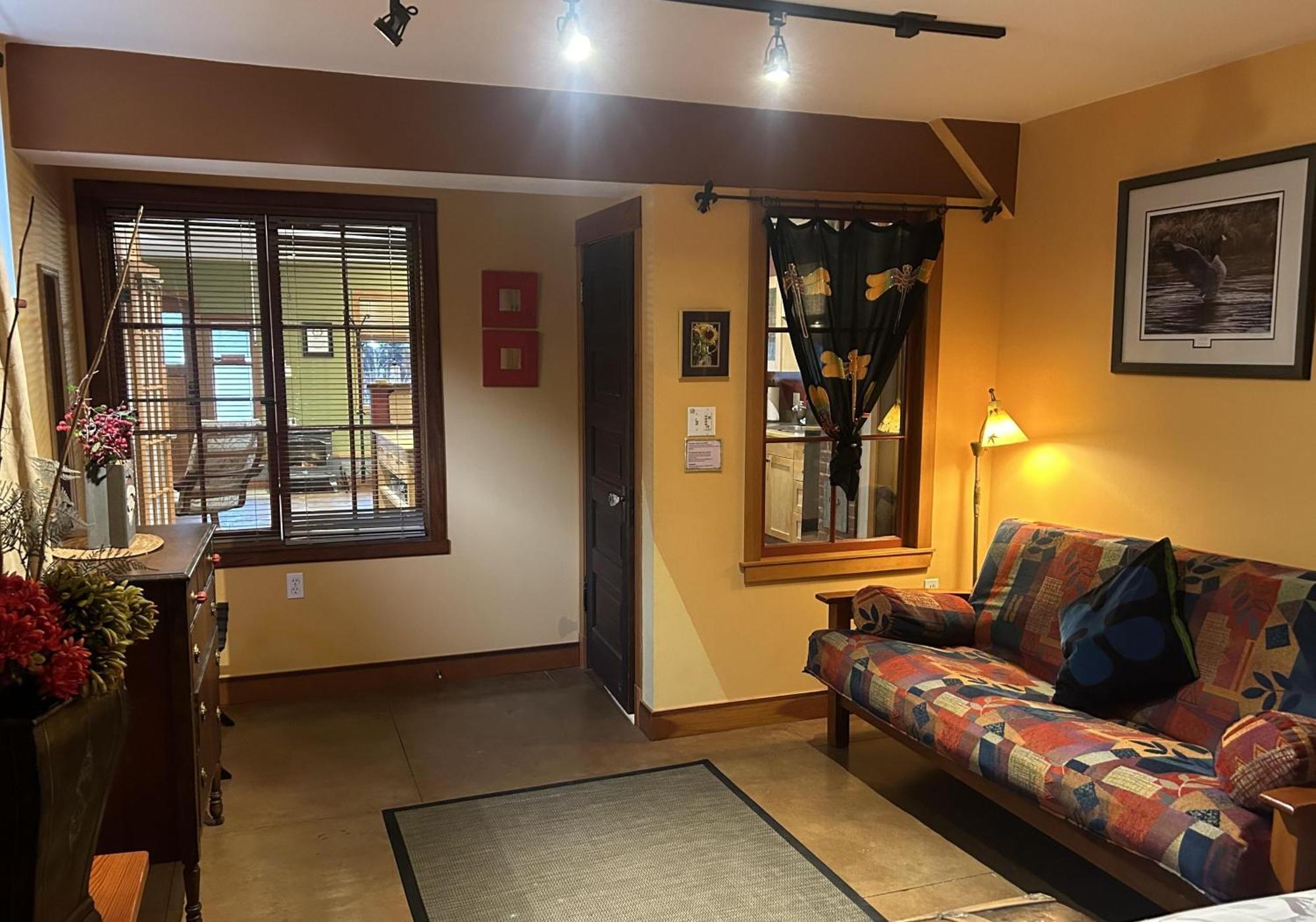 Mistisos Place Vacation Rentals Nelson Ngoại thất bức ảnh